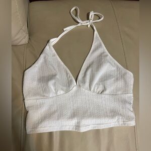 SHEIN Curve White Cropped Halter Top